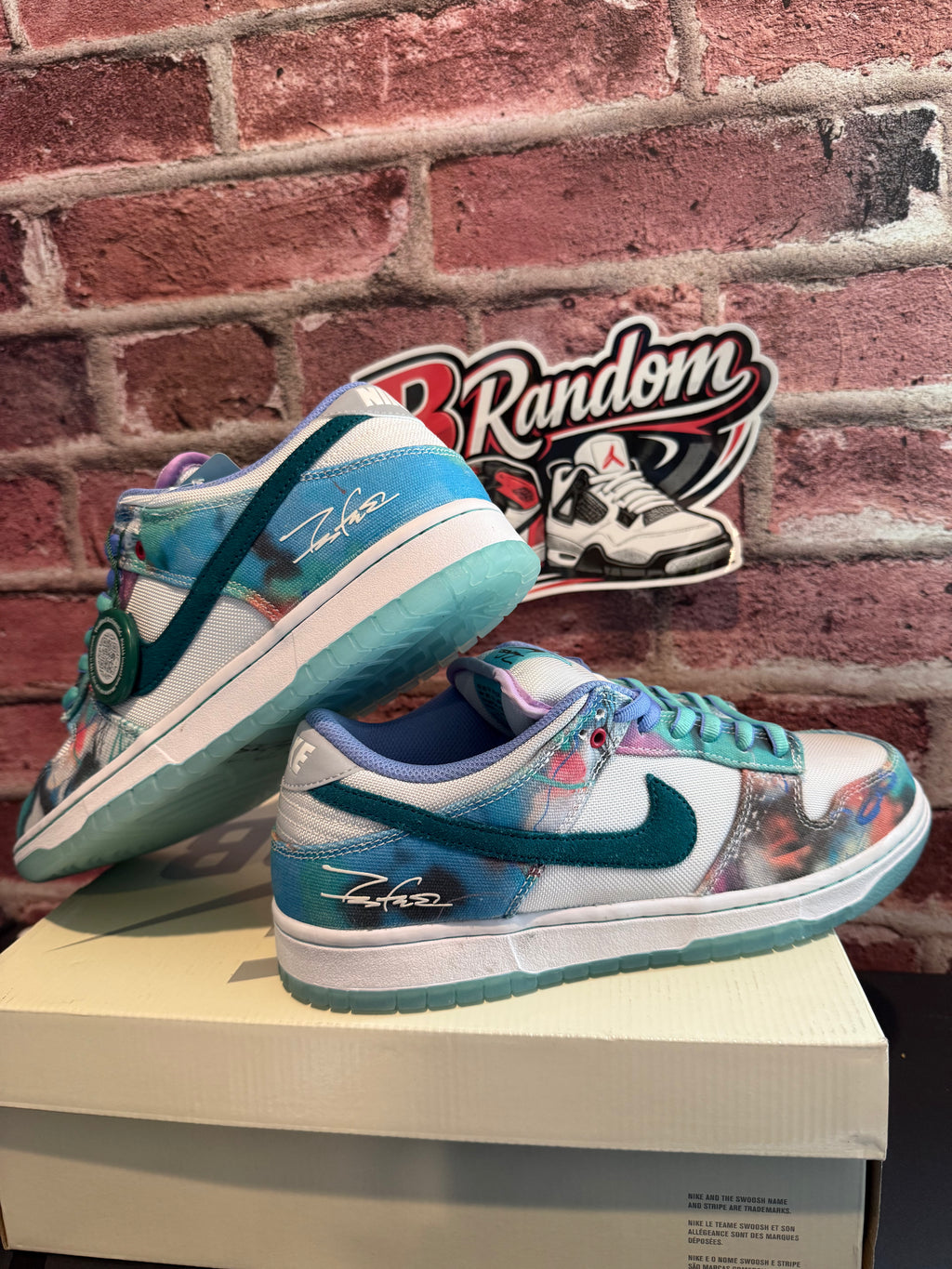 Nike SB Dunk Low