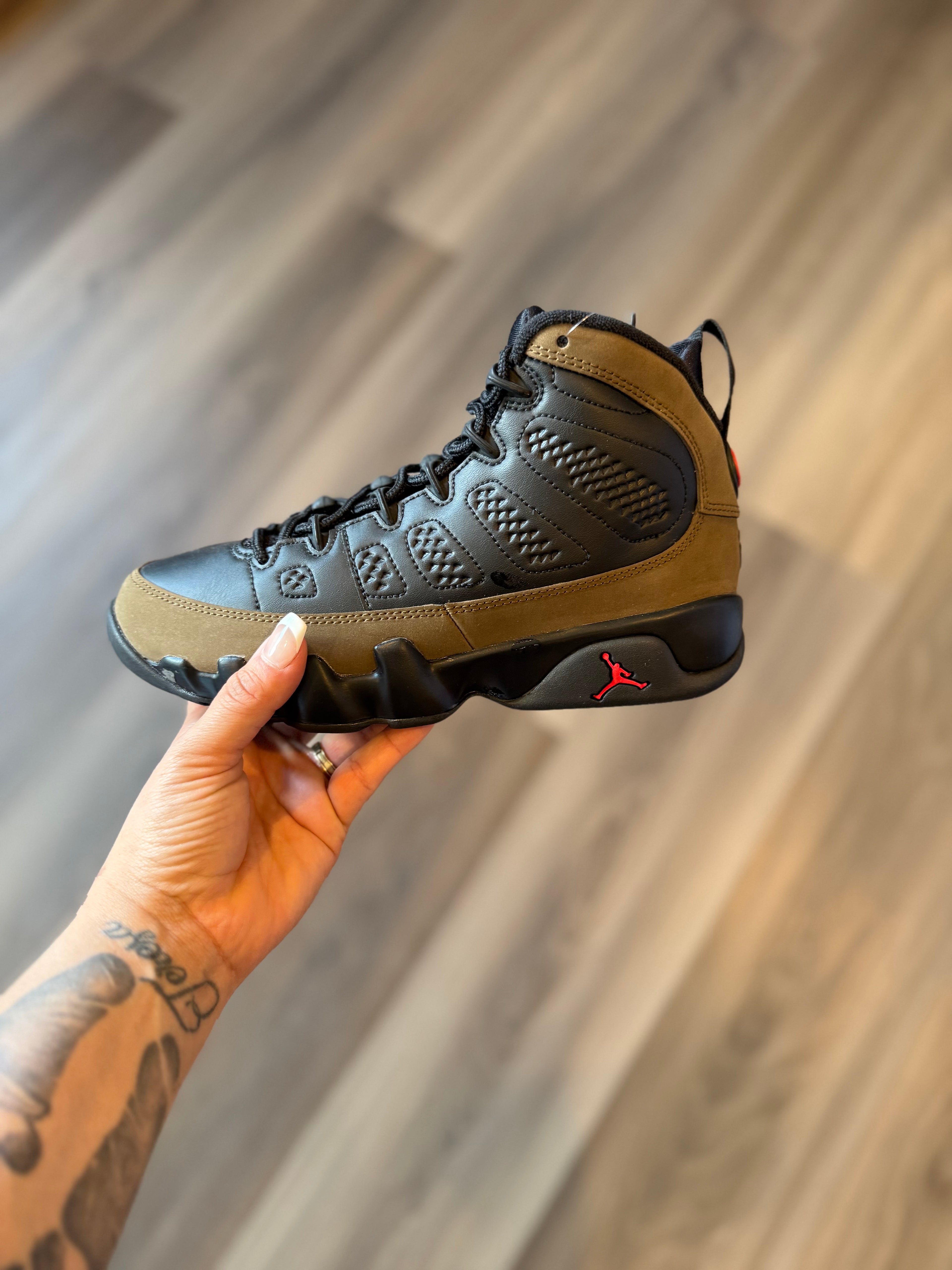 Air Jordan 9 Retro Olive
