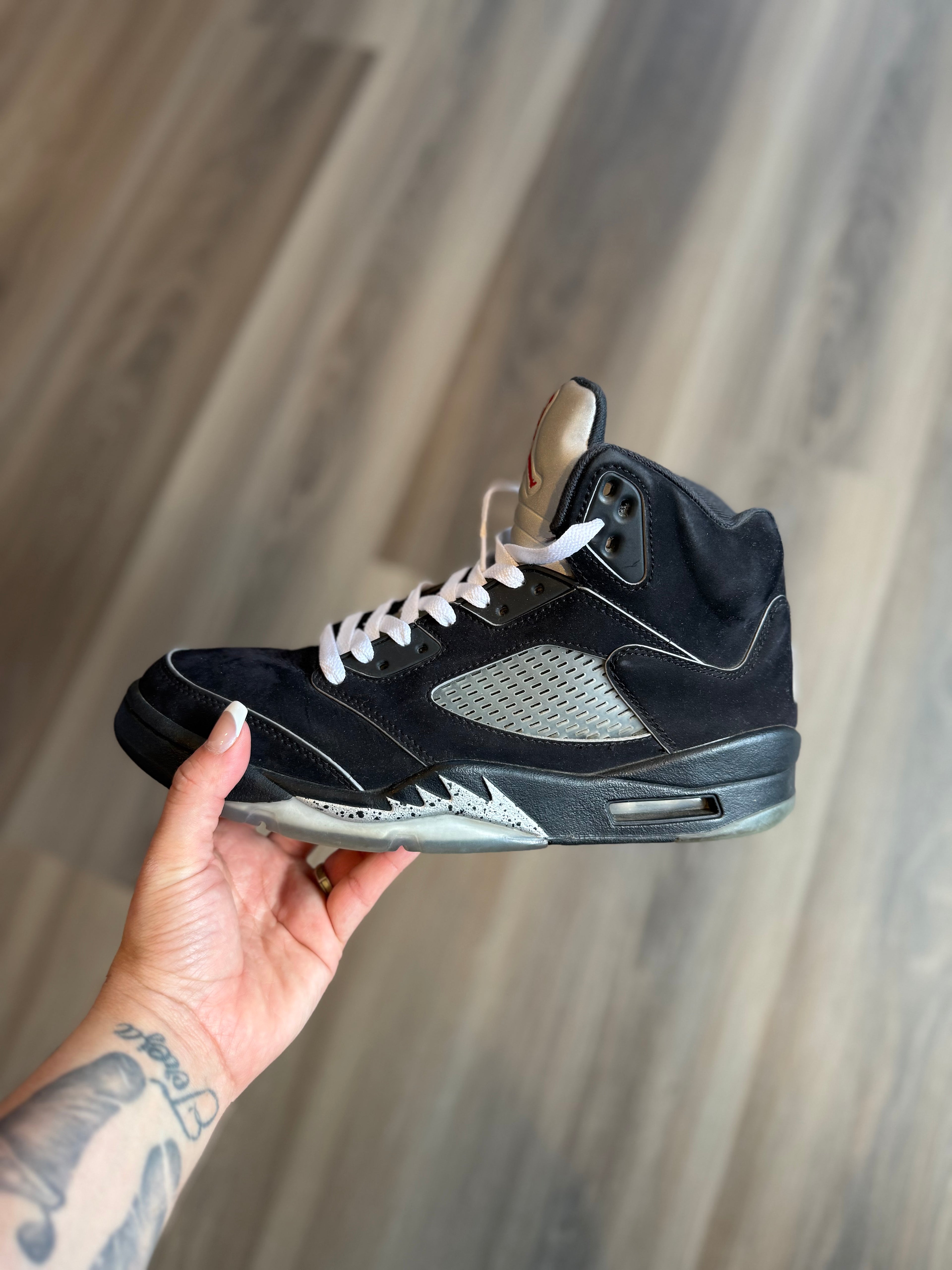 Air Jordan 5 Retro Black Metallic Reimagined