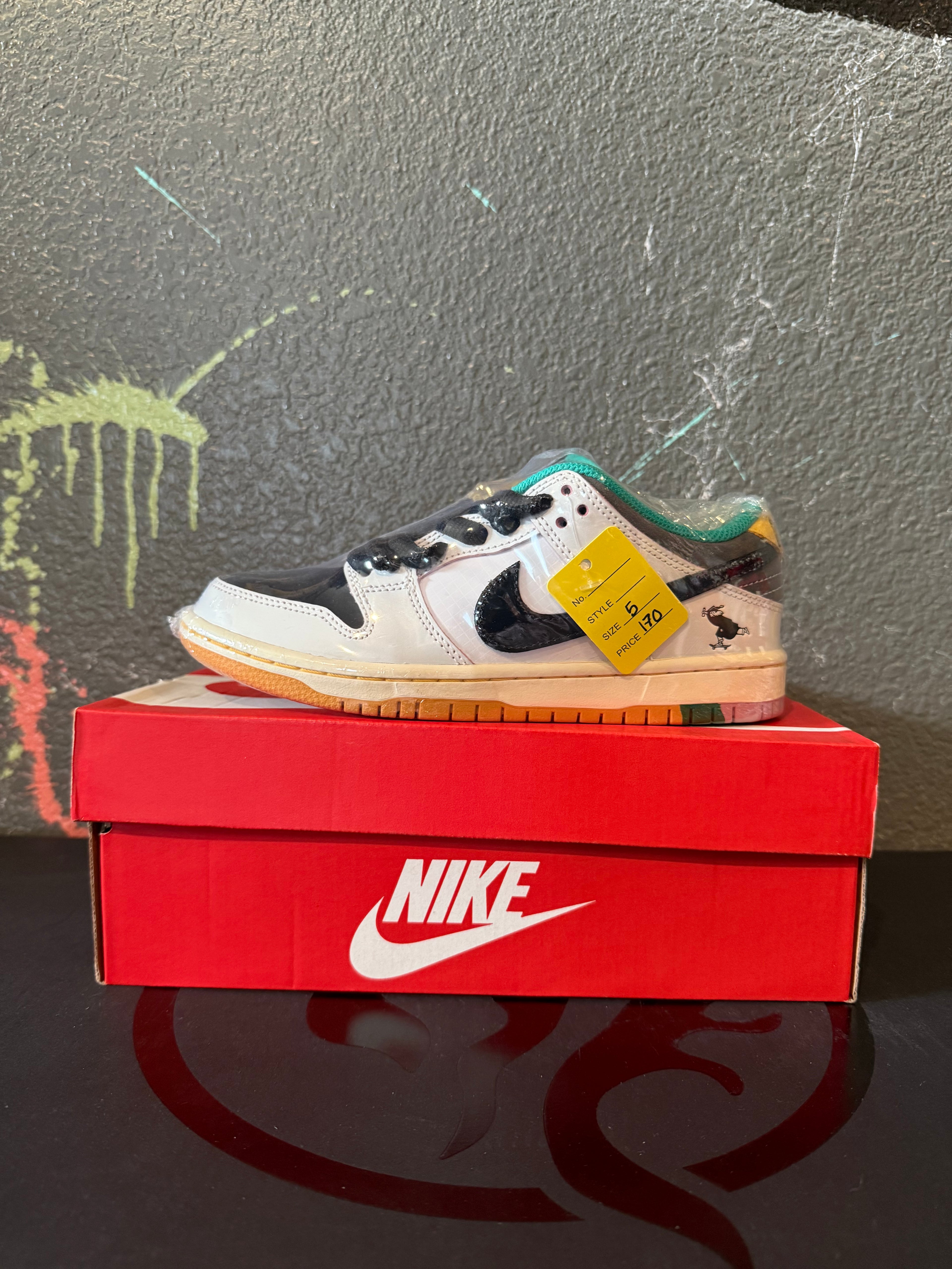 Nike SB Dunk Low Pro x Clef
