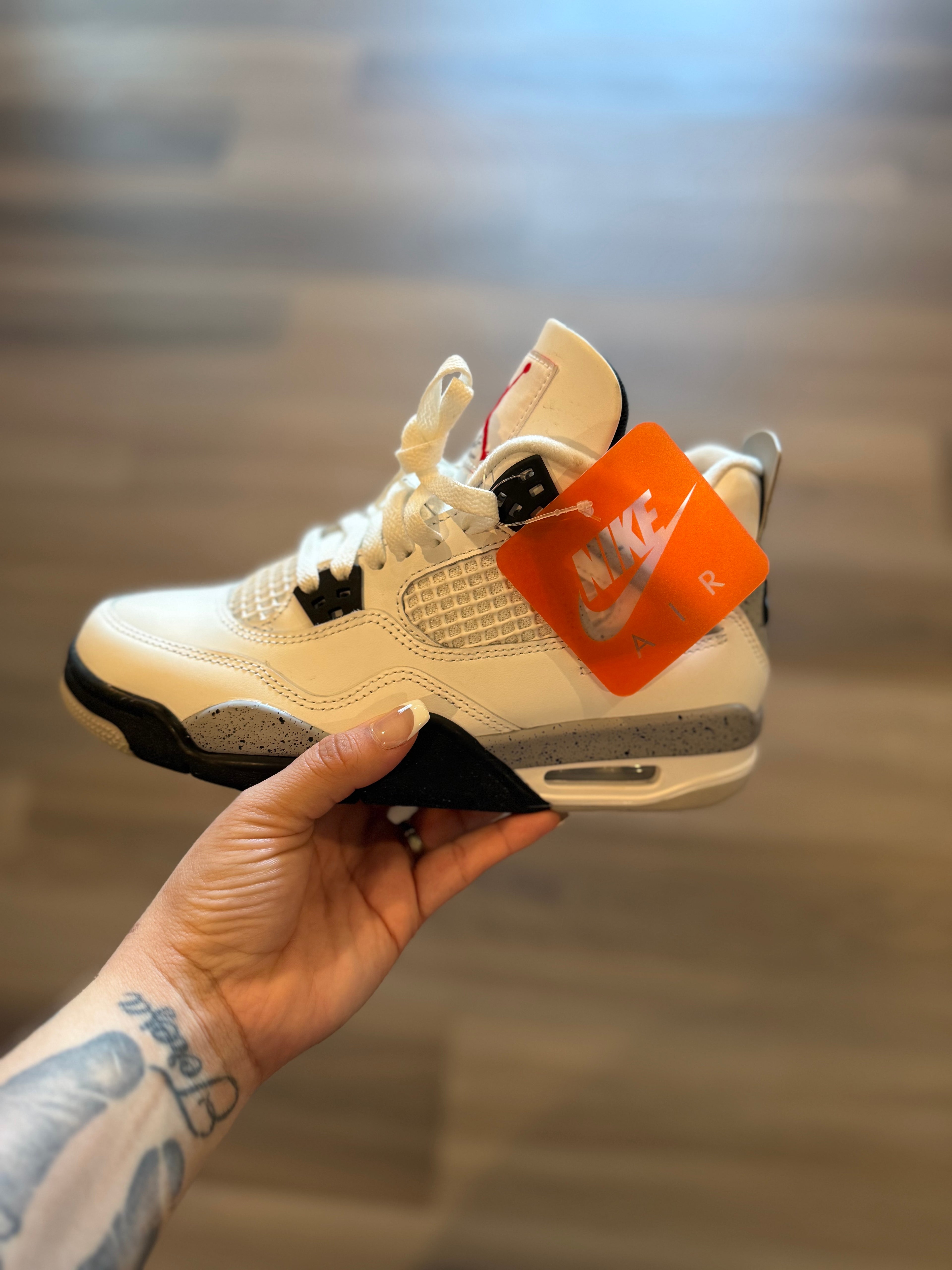 Air Jordan Retro 4 White Cement